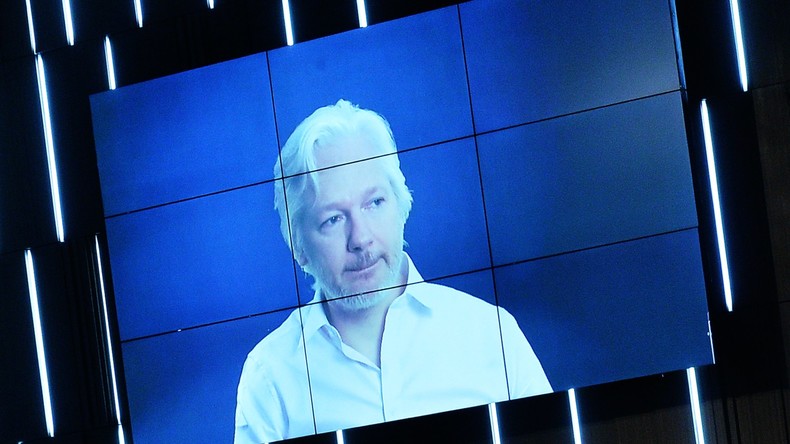 Ex-MI5-Agentin Machon: Republikaner und Demokraten bedrohen Assange nach Email-Leaks