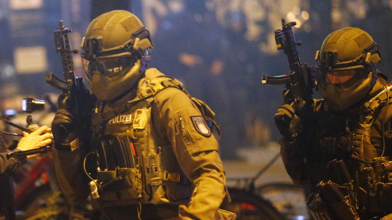 G20-Proteste: 143 Festnahmen - Polizei will Pressefreiheit einschränken
