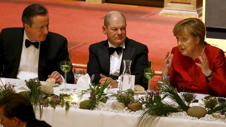 Zwischen Suppe von Waldzwergen und gefülltem Küken: Wie der G20 nach Hamburg kam