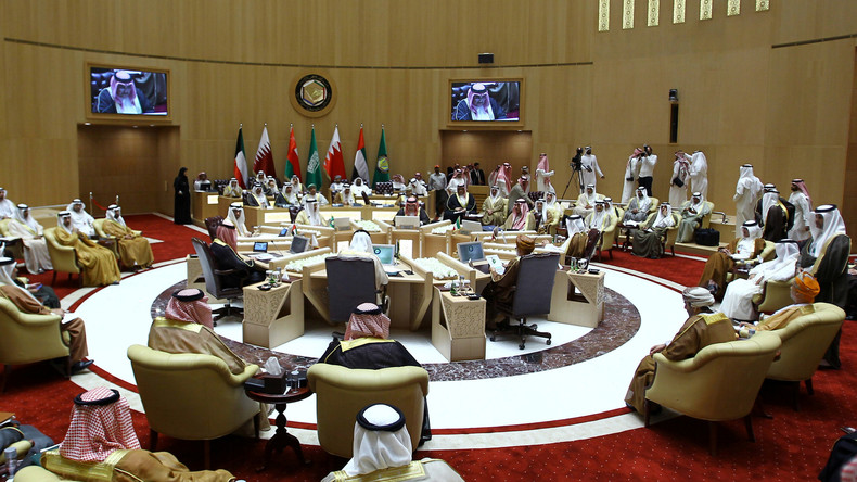 Saudi-Block bröckelt: Katarische Diplomaten zurück nach Riad und Al-Dschasira soll bleiben dürfen