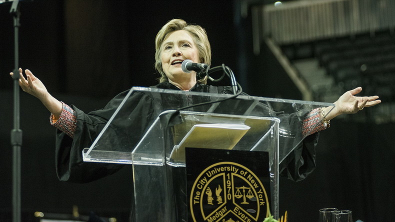 US-Studie: Clinton hat Wahlen verloren, weil sie zu kriegstreiberisch ist