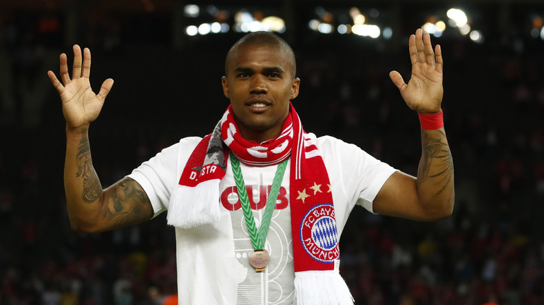 Bayern-Spieler lässt sich Tattoo auf Russisch stechen