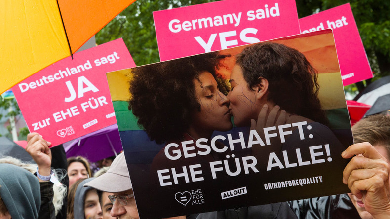 Steinmeier unterzeichnet Gesetz zur Ehe für alle