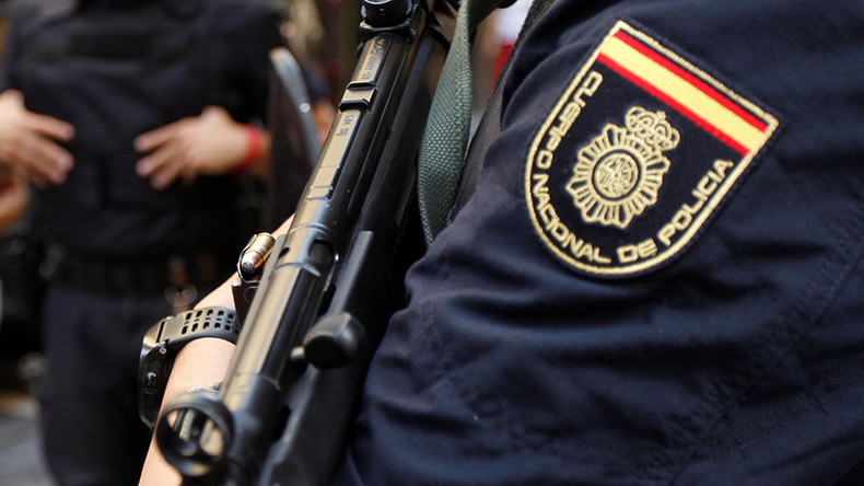 Spanien: Mann greift Polizeibeamte mit Messer an