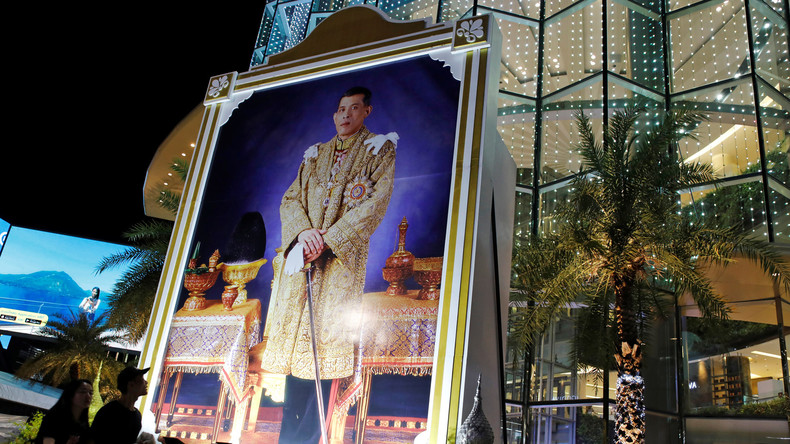 Grund zum Feiern? Thailands neuer Monarch feiert Geburtstag und hofft auf den Jubel des Volkes