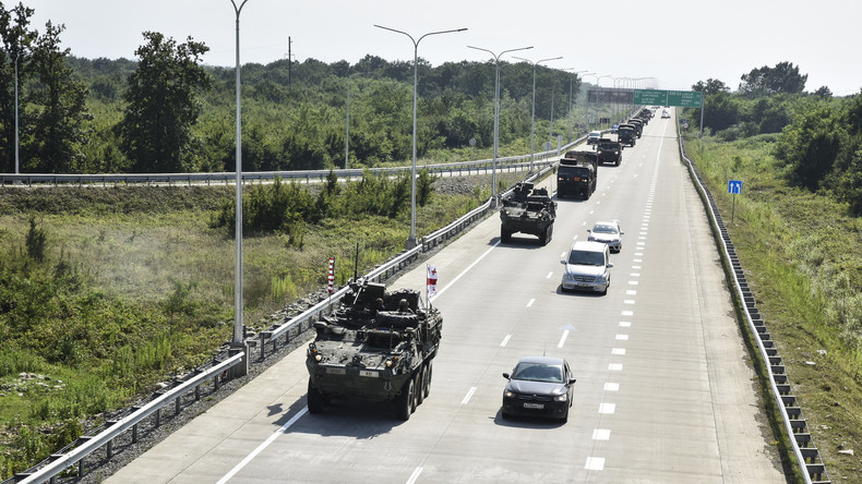 NATO im Kaukasus: US-Panzer und Bundeswehrsoldaten auf dem Weg nach Georgien