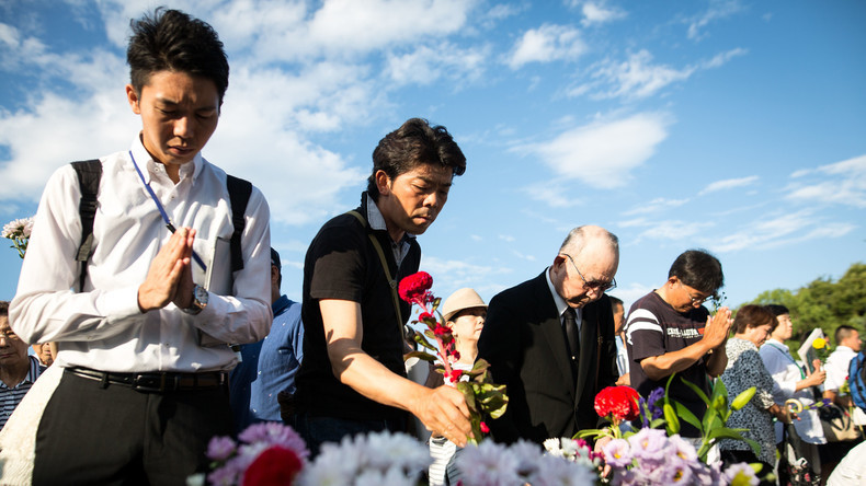 Japan: Premierminister Abe gedenkt der Bombardierung von Hiroshima 