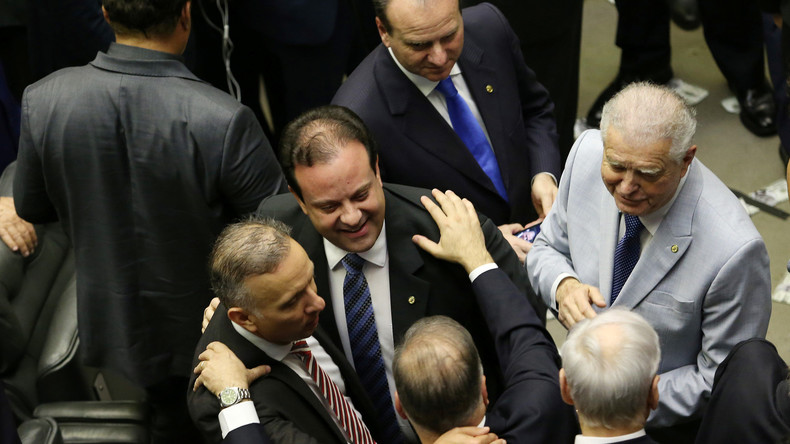 Brasilien und westliche Doppelmoral: Regierung schützt sich selbst vor Korruptionsermittlungen