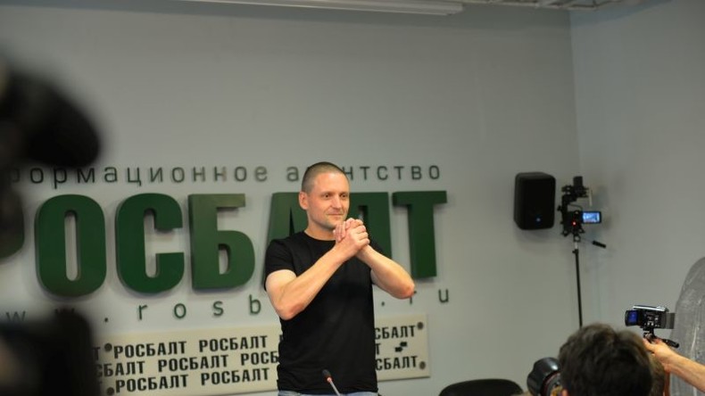 Russland: Erster Pressetermin des Links-Aktivisten Sergej Udalzow nach-vier Jahren Haft