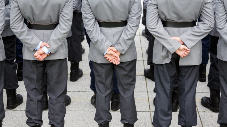 Ermittlung gegen Elitesoldaten der Bundeswehr wegen Rechtsextremismus-Verdachts