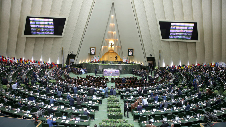 Iranisches Parlament bestätigt neues Kabinett