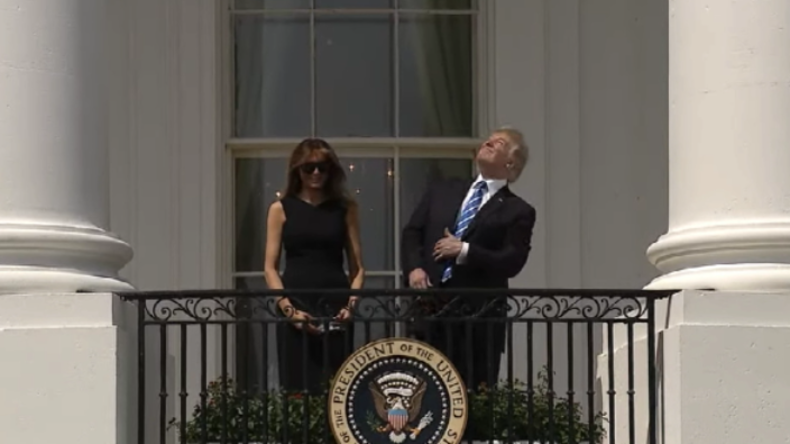 Er schaute ohne Schutzbrille in die Sonnenfinsternis: Medien diskutieren mal wieder über Trump
