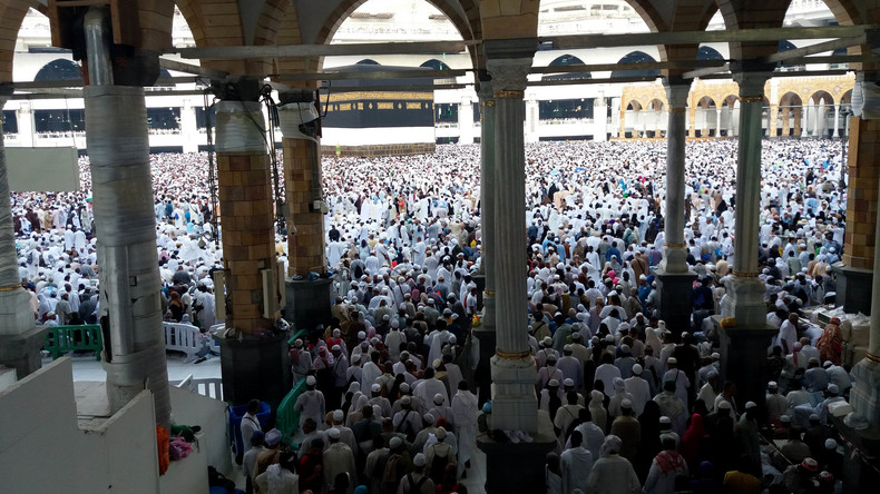 Zwei Millionen Pilger in Mekka - Hadsch beginnt