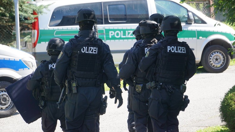 Prozess gegen "Reichsbürger" - Bei Festnahme SEK-Beamte mit ersten Schüssen getroffen