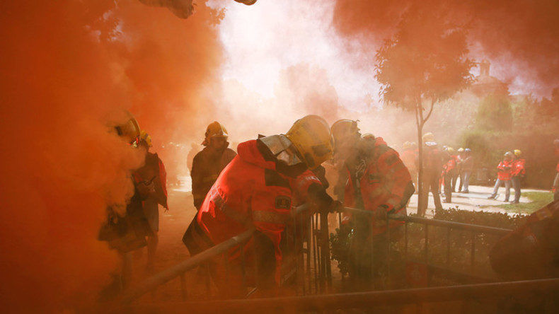 Toxische Wolke bedroht Ortschaften bei Madrid: 34.500 Einwohner müssen zu Hause bleiben