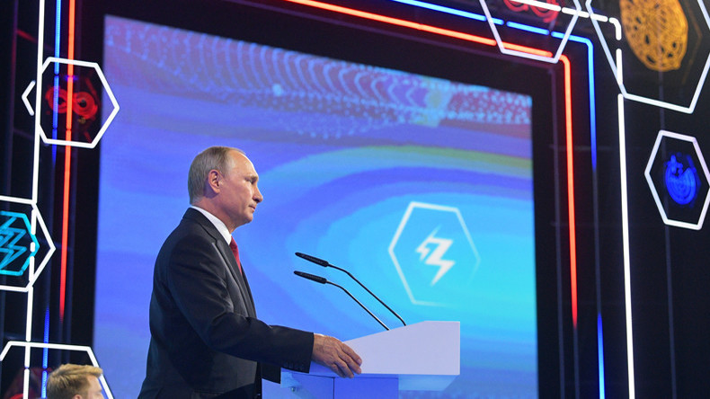 "Putins neue Cyber-Krieger für Weltdominanz": US-Medien zu Putins Ansprache zum Schuljahresbeginn