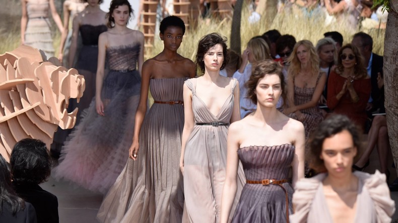 Französische Luxuskonzerne verzichten auf zu schlanke und junge Models