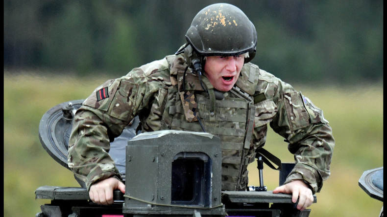 "Lawrow braucht keinen Panzer": Russische Botschaft in London scherzt über Boris Johnson