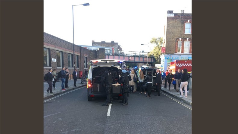 Explosion in Londoner U-Bahn: Britische Polizei stuft Zwischenfall als Terrorakt ein
