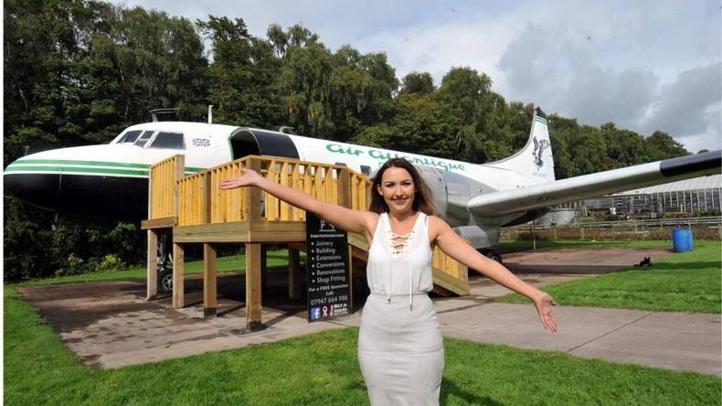 United Hairlines: Schottin öffnet Schönheitssalon in Vintage-Flugzeug