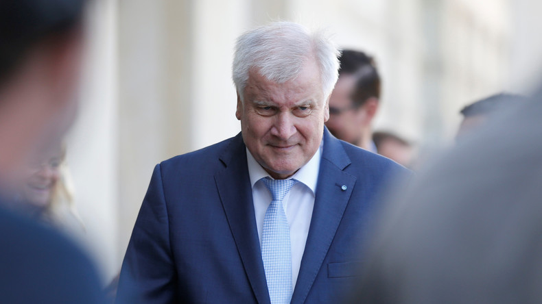 Drohbriefe an deutsche Spitzenpolitiker - Rasierklingen, weißes Pulver und arabische Nachrichten