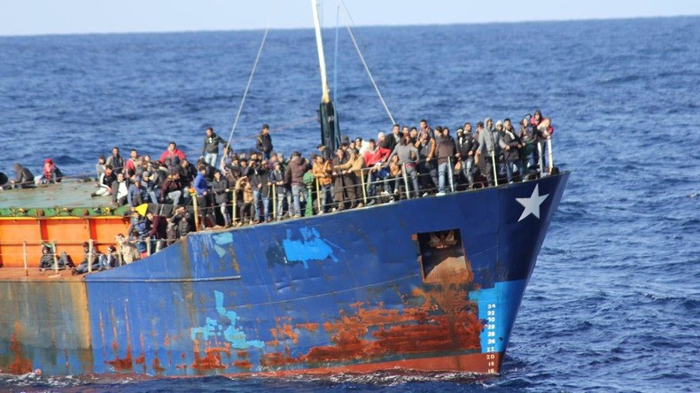 Internationaler Schleuserbande auf der Spur - Schleuser in Griechenland festgenommen