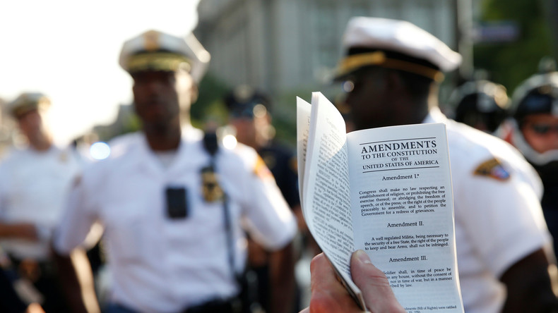 Umfrage: Jeder fünfte US-Amerikaner glaubt, Muslime und Atheisten haben weniger Rechte