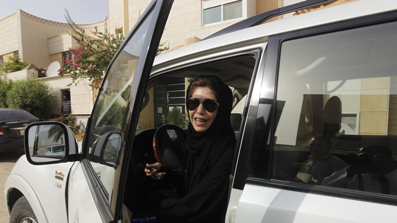 Saudischer König erlaubt Frauen das Autofahren
