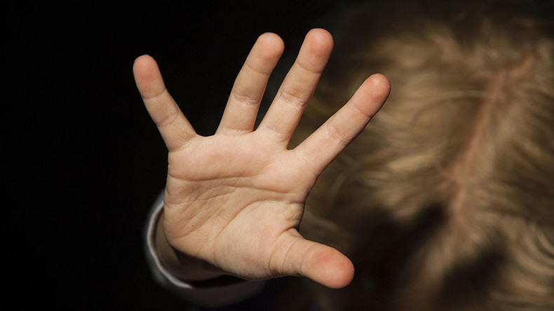 Frankreich: 28-Jähriger hat Sex mit elfjährigem Schulmädchen - Staatsanwalt: "Einvernehmlicher Akt"