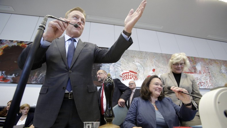Opposition mit Storno-Option: SPD bei drohendem "Staatsnotstand" auch zu Regierung bereit