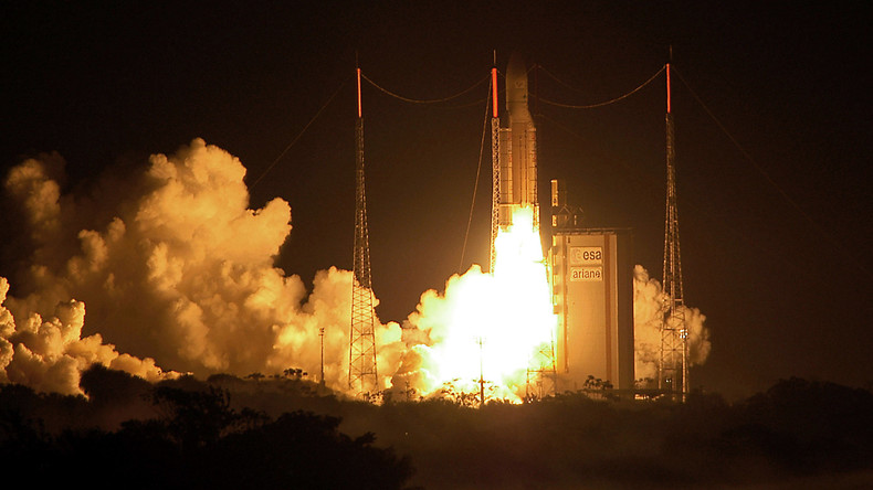 Ariane-5-Rakete bringt zwei Satelliten ins All