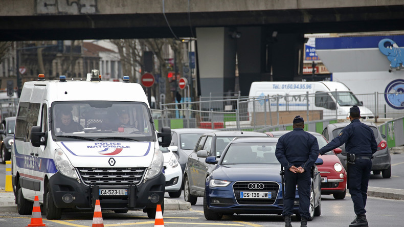 Verkehrskontrolle in Marseille: Ehepaar hatte Raketenwerfer und Kalaschnikow im Kofferraum