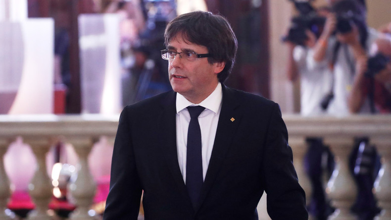Katalanischer Regierungschef Puigdemont vertagt Unabhängigkeit - und fordert Verhandlungen