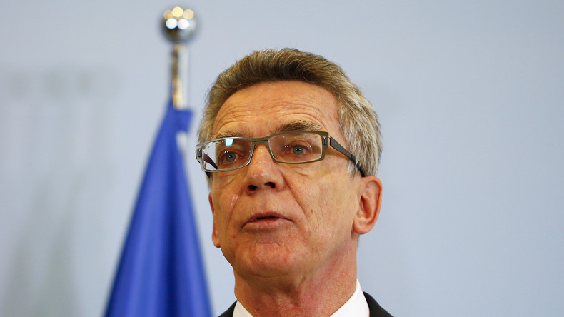 De Mazière denkt über einen muslimischen Feiertag nach - und erntet Kritik aus der eigenen Partei