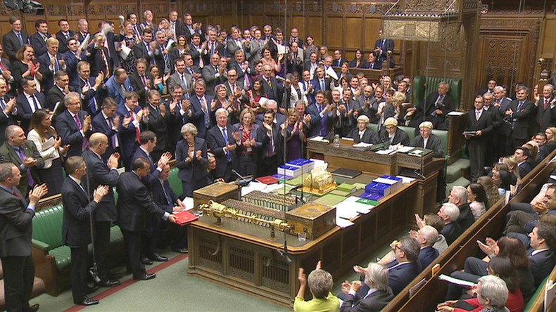 UK-Parlament kritisiert Zahlung von 200 Mio. Pfund an syrische Opposition: "Geld geht an Islamisten"