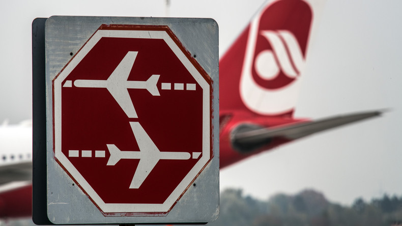Isländischer Flughafen hält Air-Berlin-Maschine vom Abflug ab