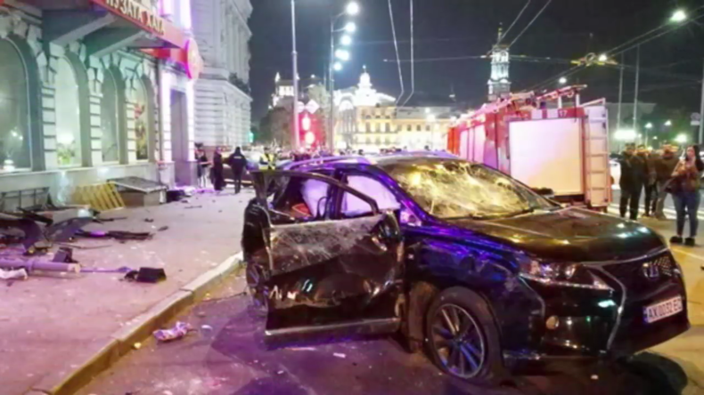 5 Tote nach Raserei von junger Frau in der Ukraine (Video)