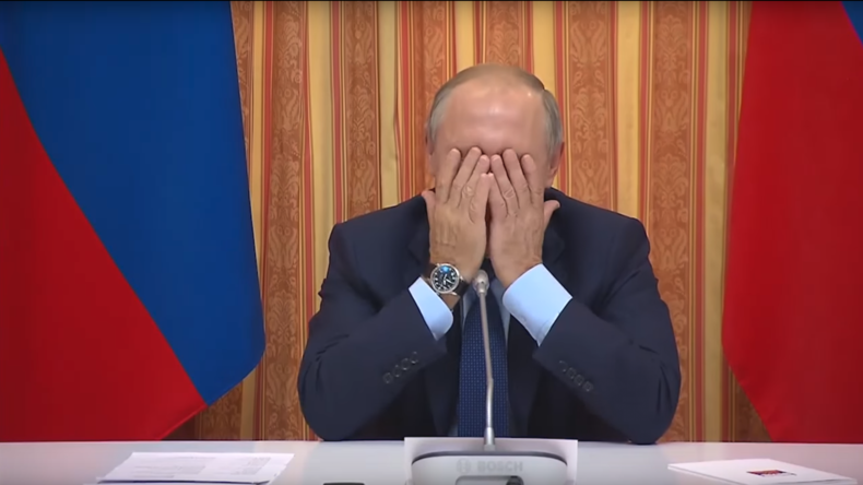 Indonesien oder Südkorea? "Ist doch egal!" – Putin korrigiert Ministers Fauxpas und zeigt "Facepalm"