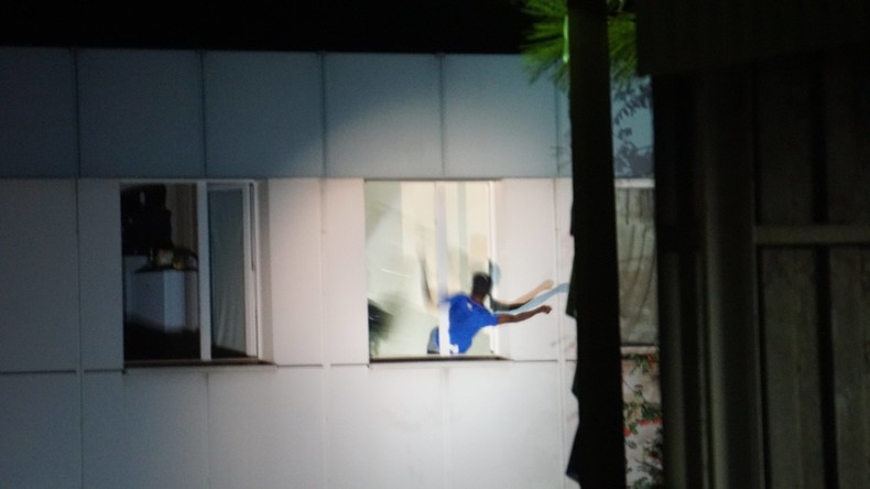 Asylbewerber stürzt sich aus Angst vor Abschiebung aus dem Fenster
