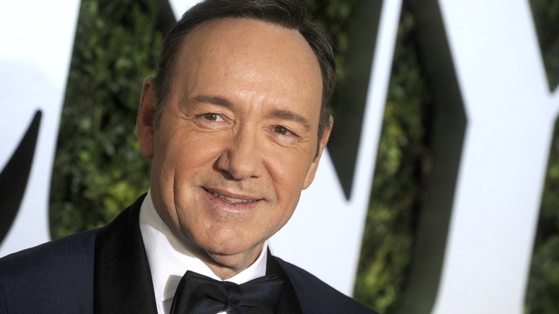 House of Cards-Star Kevin Spacey bekennt sich zu seiner Homosexualität