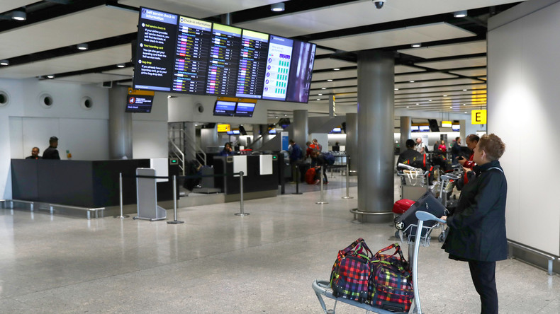 USB-Stick mit geheimen Daten des Flughafens Heathrow auf der Straße gefunden