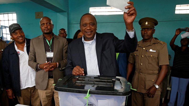Kenias Staatschef Uhuru Kenyatta gewinnt umstrittene Wahl - Proteste der Opposition