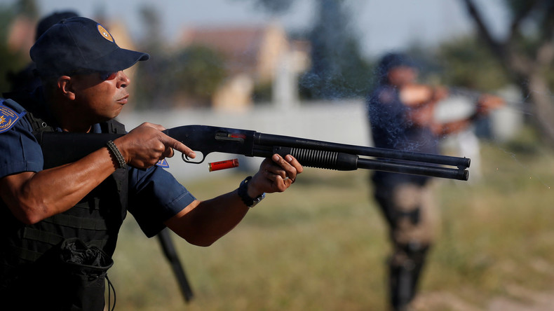 Südafrikas Polizei verliert seit 2014 gut 2.000 Dienstwaffen