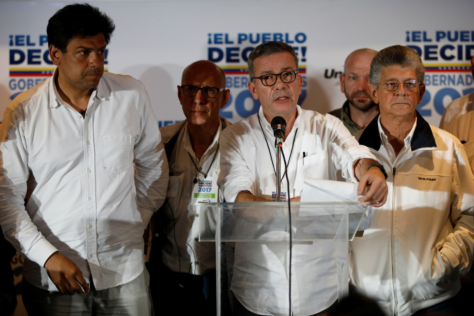 Friedliche Gouverneurs-Wahlen in Venezuela: Mehrheit für Sozialisten