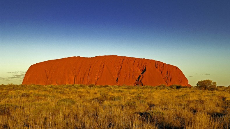 Australiens Heiliger Berg Uluru ab 2019 für Bergsteiger verboten
