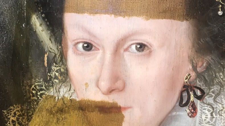 Chemie wirkt Wunder: 435 Jahre alte Frau bekommt besseren Teint