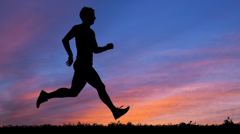 Unpassendes Jogging-Outfit: T-Shirt mit Osama bin Laden bringt Franzosen hinter Gitter