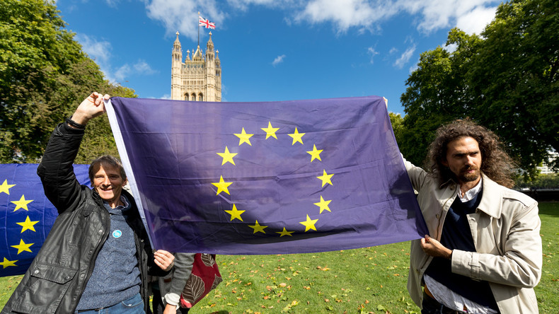 EU setzt Briten 14-Tage-Frist für Brexit-Verhandlungen