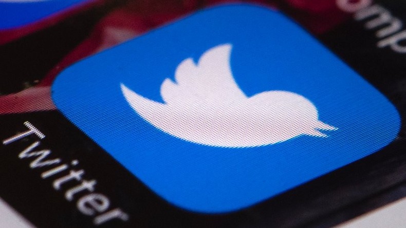 Twitter gibt keine blauen Häkchen mehr nach Verifikation rechtsradikalen Profils