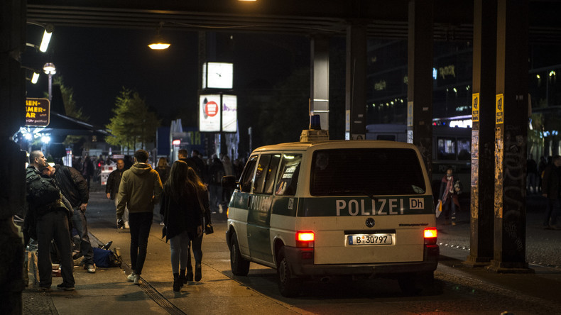 Verkehrsunfall in Berlin: Polizei nimmt Wagenmieter wegen Kokainbesitzes fest